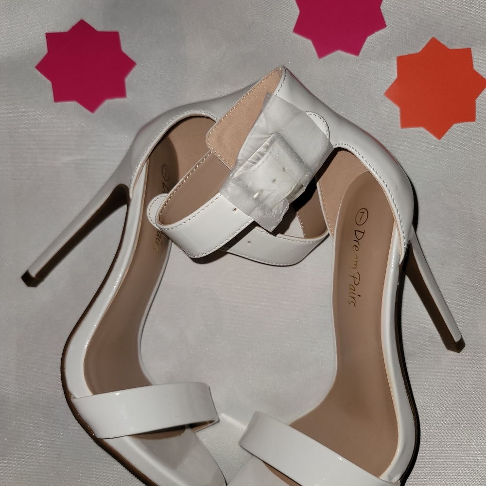 White high heel shoes